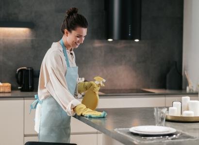 Kitchen Deep Cleaning Service